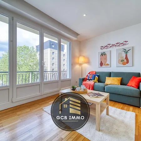 Le Clemenceau - Stade Des Alpes - Parking Gratuit