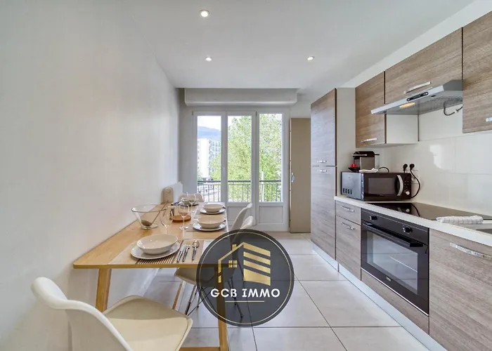 Le Clemenceau - Stade Des Alpes - Parking Gratuit *